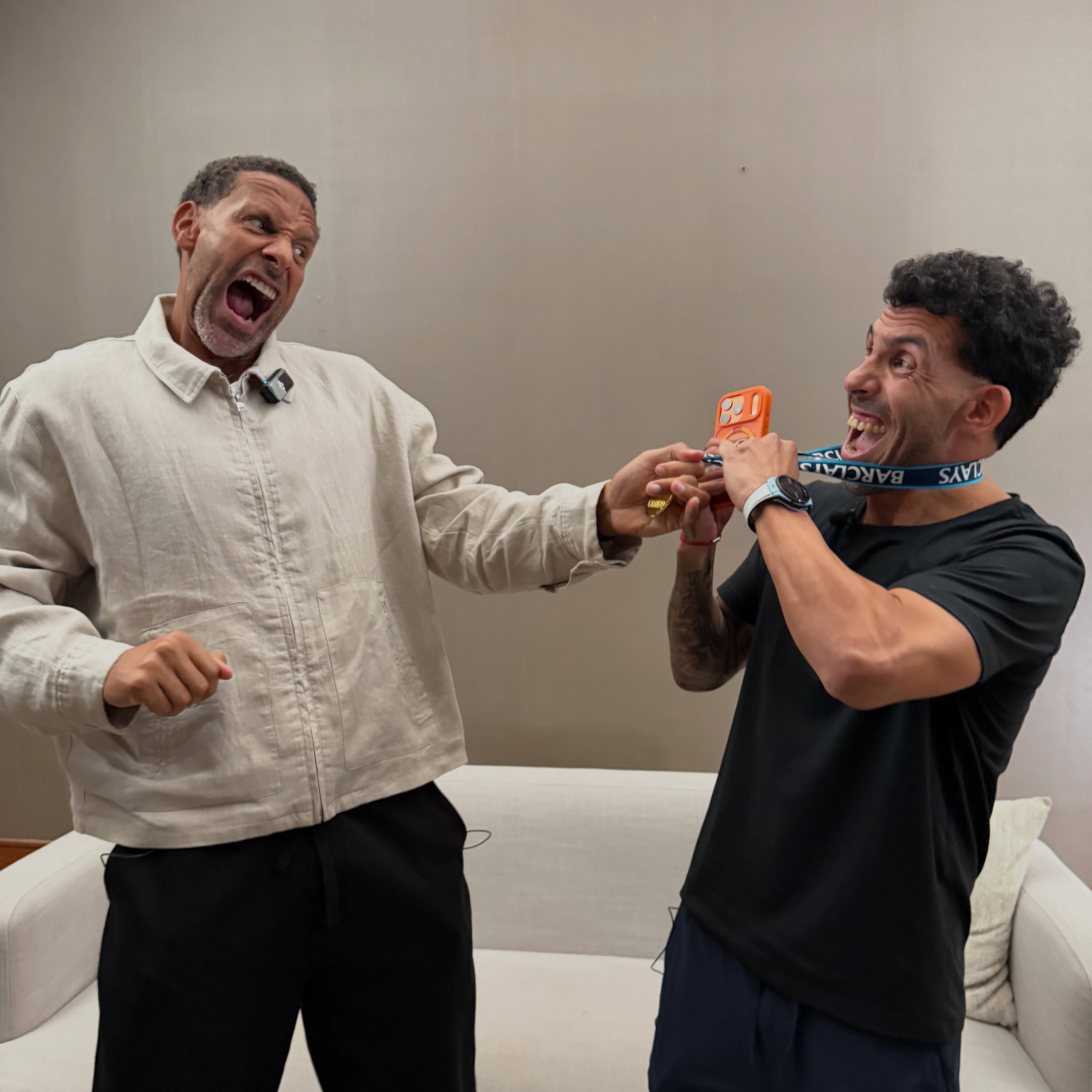 Carlos Tevez protagonizó una producción con Rio Ferdinand, excompañero suyo en Manchester United.